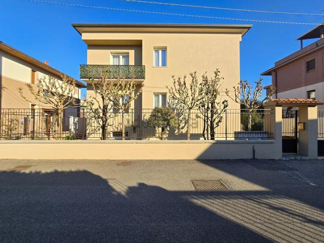 Casa in vendita a Biassono