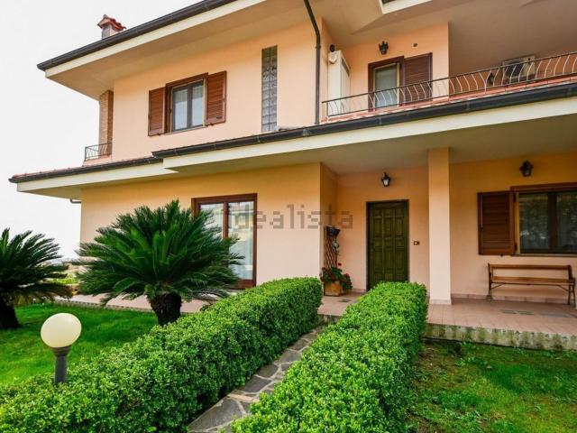 Casa in vendita a Calabria, Catanzaro