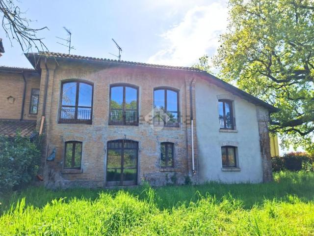 Casa in vendita a Ferrara, Reggio Emilia