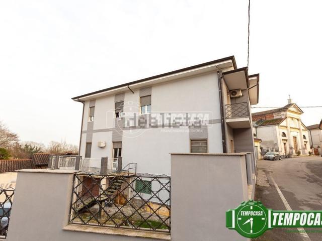 Casa in vendita a Soresina, Lombardia