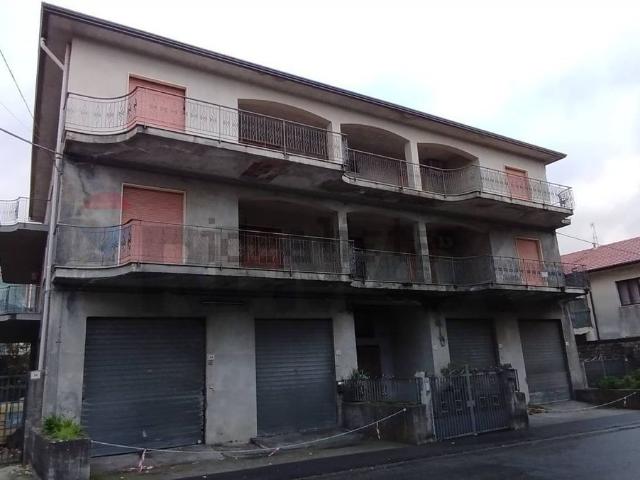 Casa in vendita a Linguaglossa, Sicilia