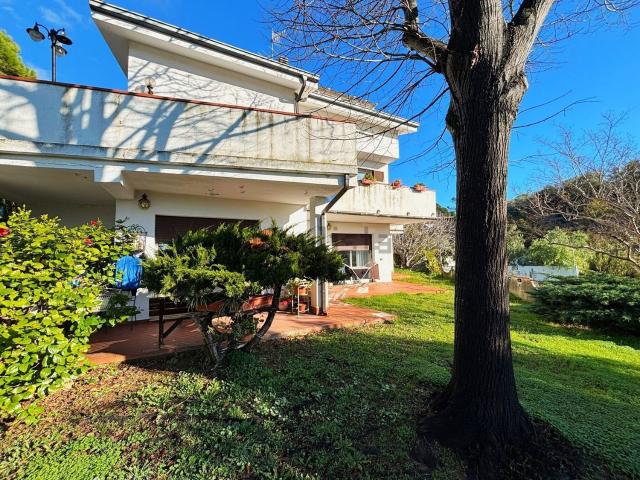 Casa in vendita a Caramagnetta, Imperia