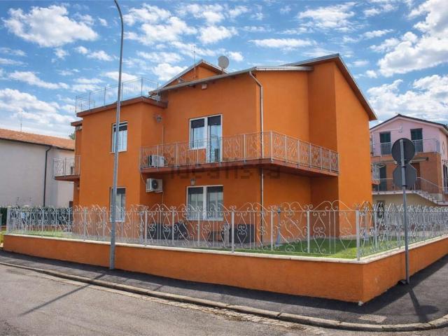 Casa in vendita a Borghetto, Marche