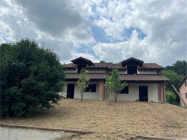 Casa in vendita a Piemonte, Asti