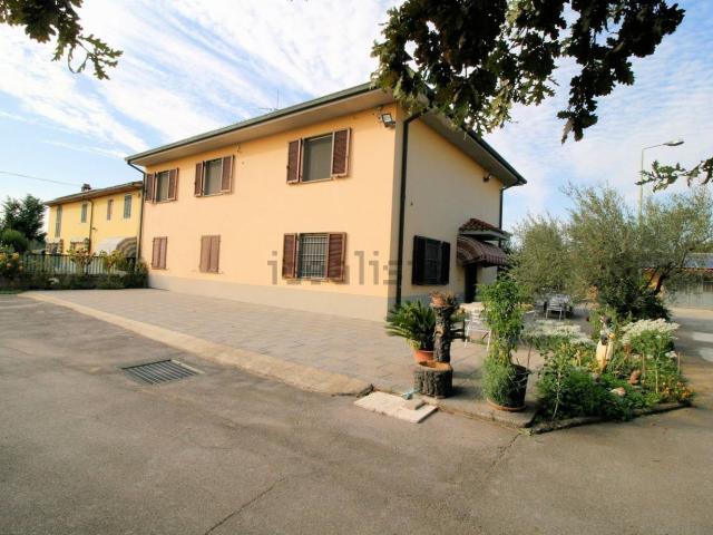 Casa in vendita a Fabbri, Altopascio