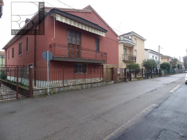 Casa in vendita a Paullo, Lombardia