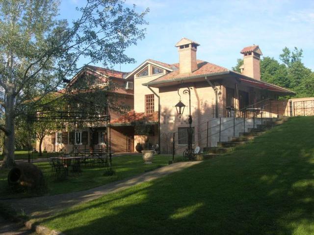 Casa in vendita a Ferrara, Reggio Emilia