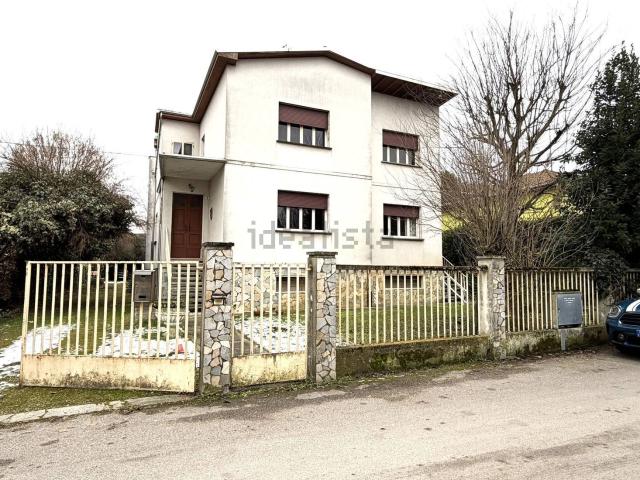 Casa in vendita a Unione Alto Ferrarese, Cento