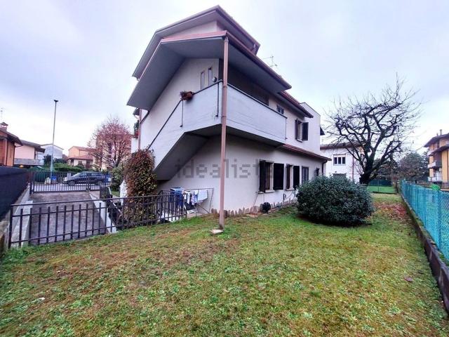 Casa in vendita a Celadina, Bergamo