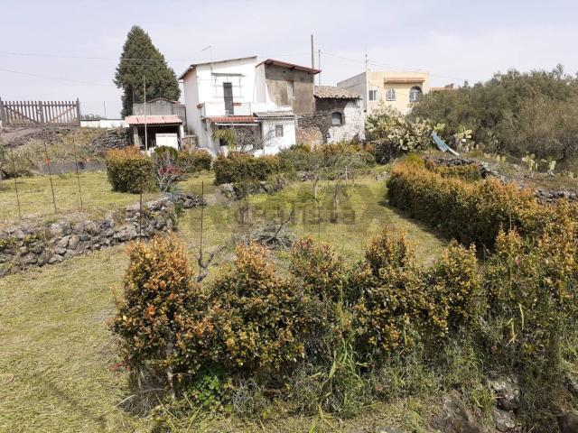 Casa in vendita a Piedimonte Etneo, Sicilia