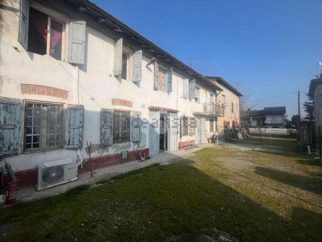 Casa in vendita a Cogruzzo, Castelnovo di Sotto