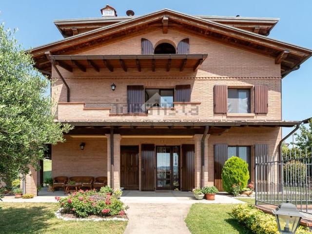 Casa in vendita a Unione di comuni Terre di Castelli, Guiglia