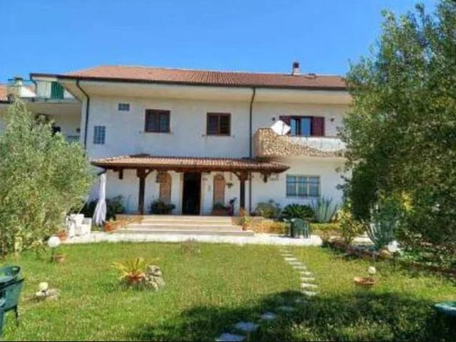 Casa in vendita a Calabria, Cosenza