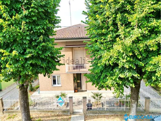 Casa in vendita a Unione delle Terre d'Argine, Novi Di Modena
