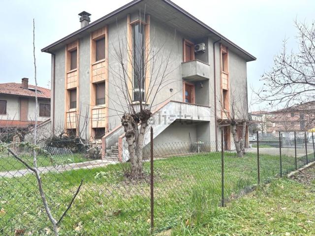 Casa in vendita a Tre Case, Cortemaggiore
