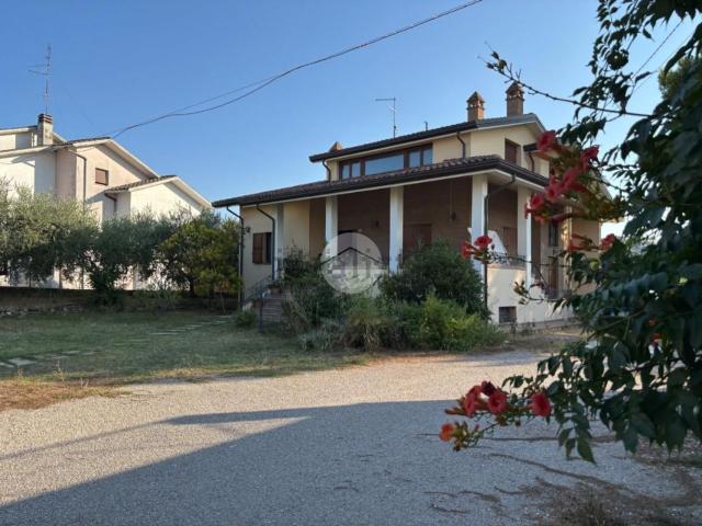 Casa in vendita a Villagrande, Mombaroccio
