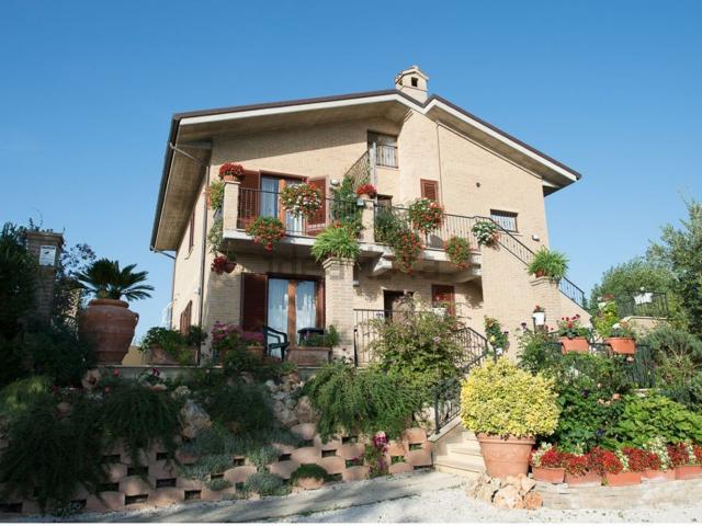 Casa in vendita a San Lorenzo, Marche
