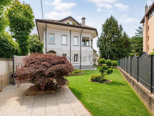 Casa in vendita a Sant'Edoardo, Busto Arsizio