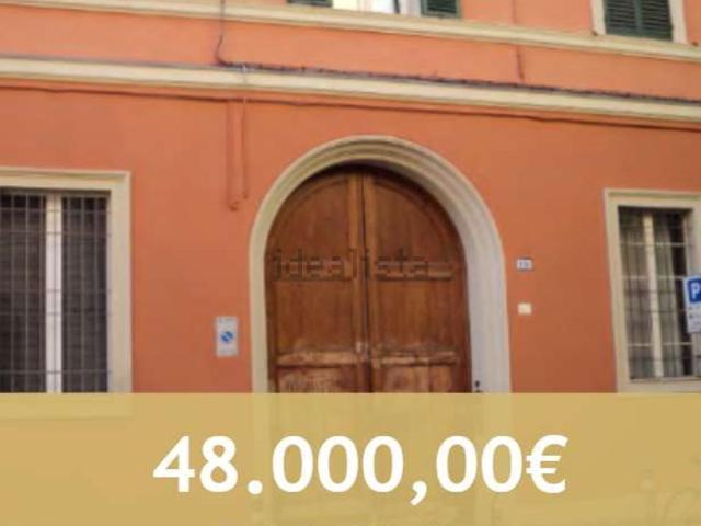 Casa in vendita a Santo Stefano, Bologna