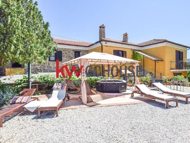 Casa in vendita a Laureana Cilento, Campania