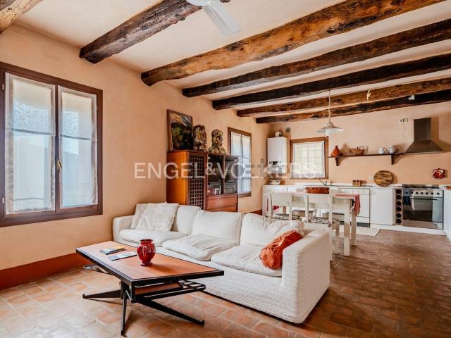 Casa in vendita a Pieve del Grappa, Castelcucco