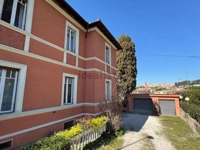 Casa in vendita a Corneto, Marche