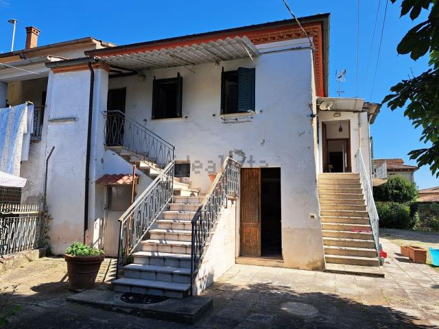 Casa in vendita a Foiano Della Chiana, Toscana