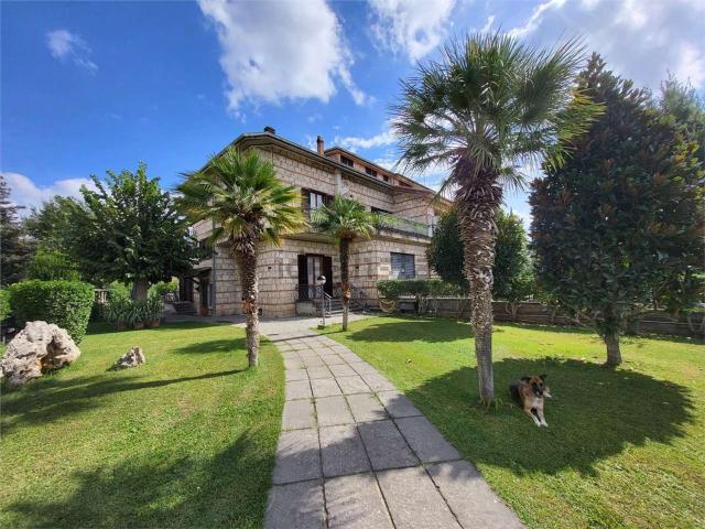 Casa in vendita a Attigliano, Terni