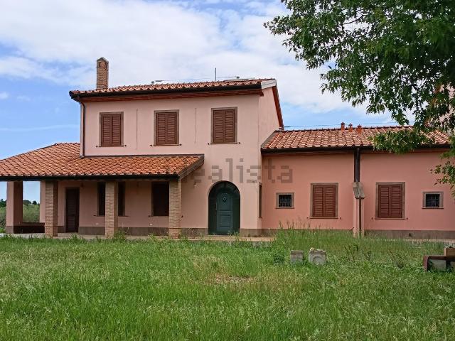 Casa in vendita a Cecina, Toscana