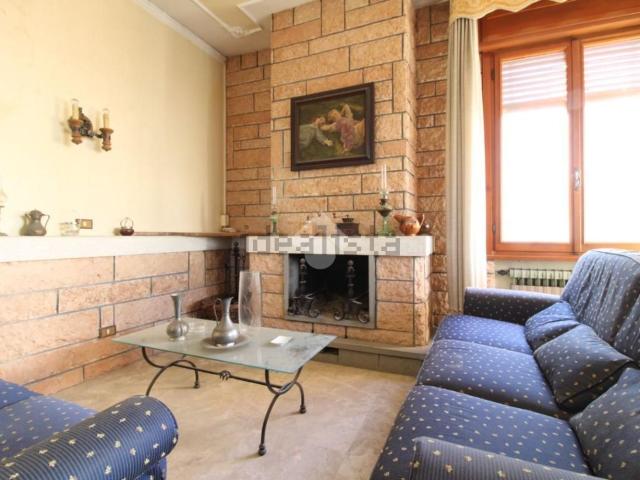 Casa in vendita a Unione dei comuni del Distretto Ceramico, Sassuolo