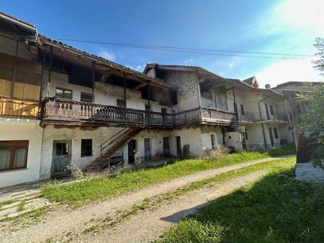 Casa in vendita a Seren Del Grappa, Veneto
