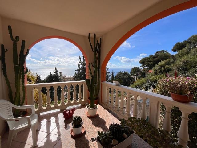 Casa in vendita a Andora, Liguria