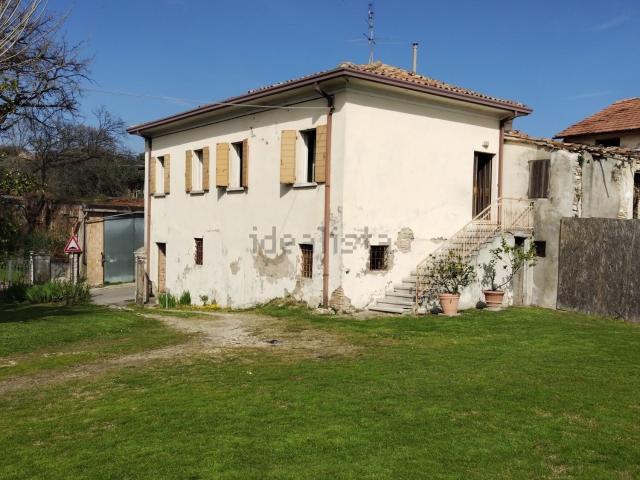 Casa in vendita a Montescudo-Monte Colombo, Monte Colombo