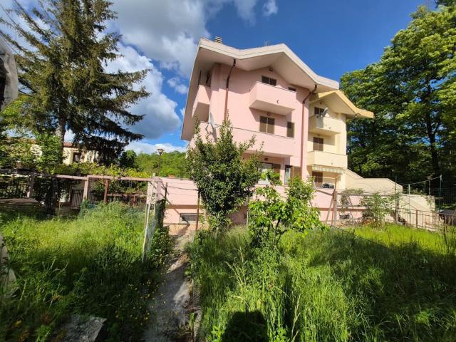 Casa in vendita a Carsoli, Abruzzo