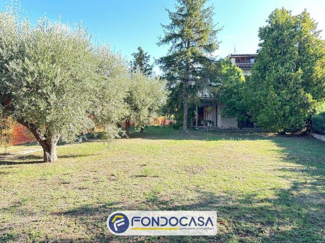 Casa in vendita a Monticelli, Marche