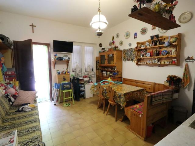 Casa in vendita a Savignone, Liguria