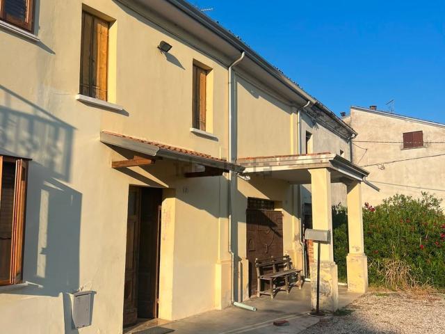 Casa in vendita a Mirasole, San Benedetto Po