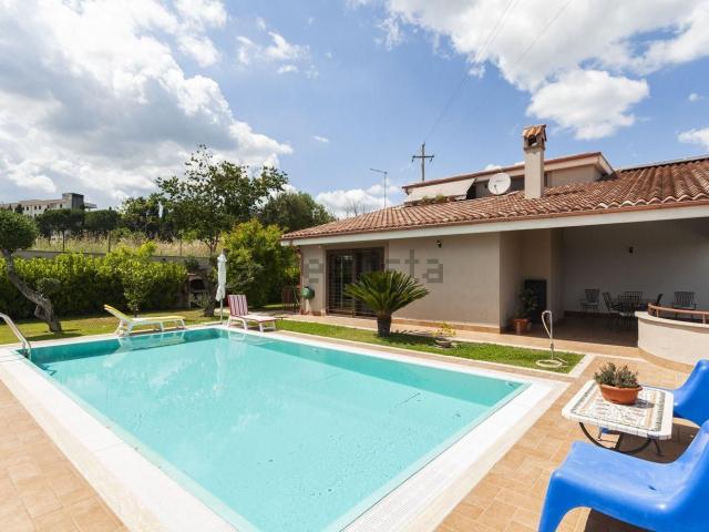 Casa in vendita a Roma Capitale, Lazio