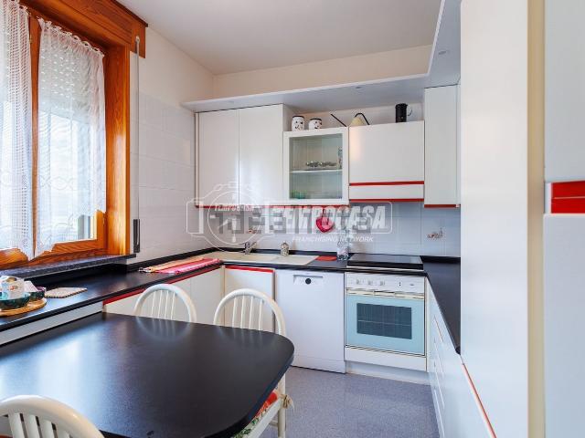 Casa in vendita a Collecchio, Parma