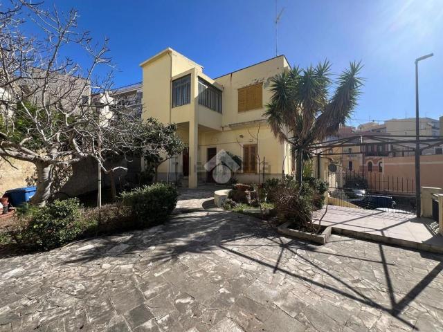 Casa in vendita a Calabria, Reggio Calabria