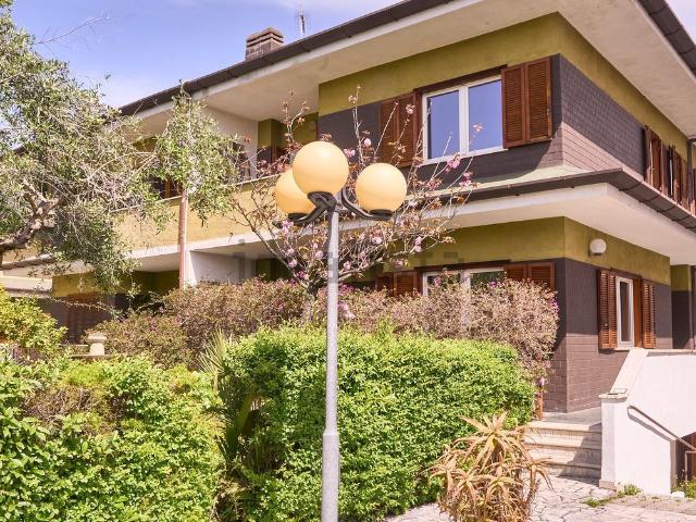 Casa in vendita a Isonzo, Latina