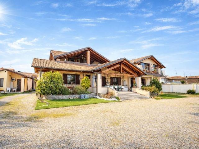 Casa in vendita a Cappuccini, Piemonte