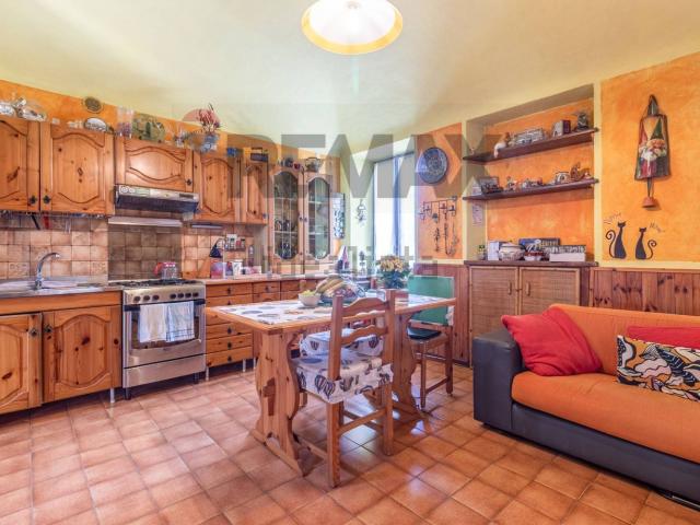 Casa in vendita a Prato, Piemonte