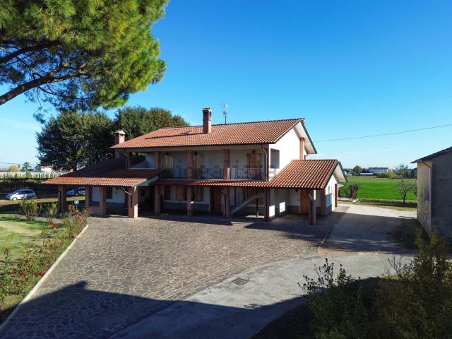 Casa in vendita a Unione dei comuni Valle del Savio, Cesenà