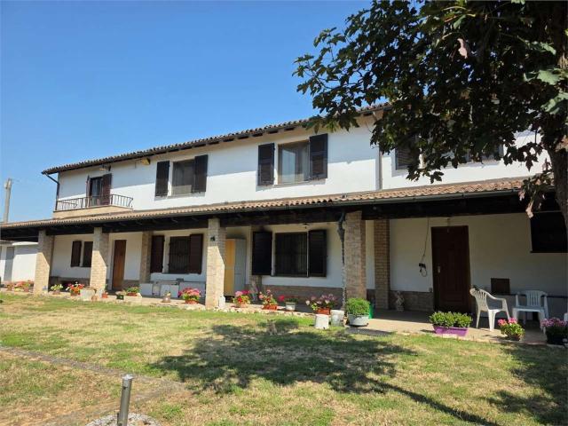 Casa in vendita a Piemonte, Alessandria