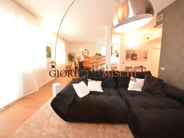 Casa in vendita a Monza, Sobborghi
