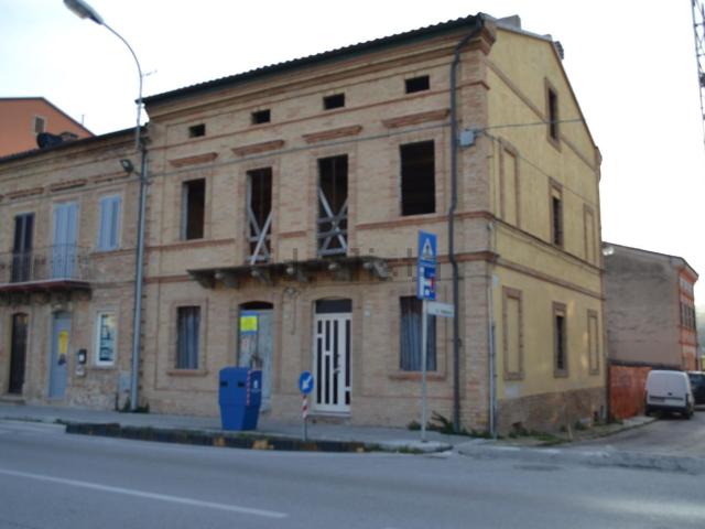 Casa in vendita a Marche, Macerata