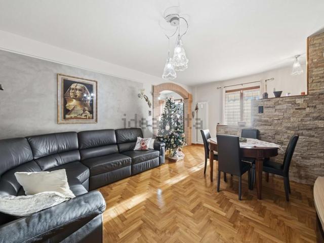 Casa in vendita a Tresinaro - Secchia, Re