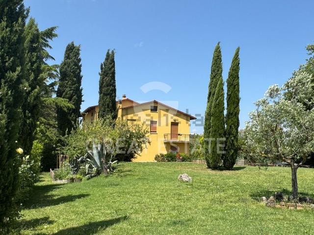 Casa in vendita a Chiusi Città, Toscana