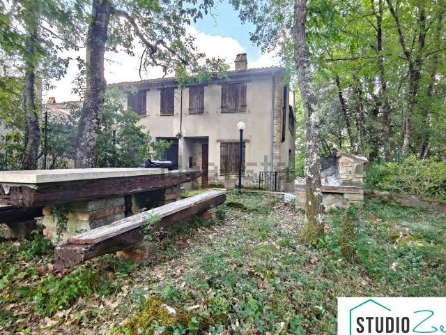 Casa in vendita a Guardea, Terni